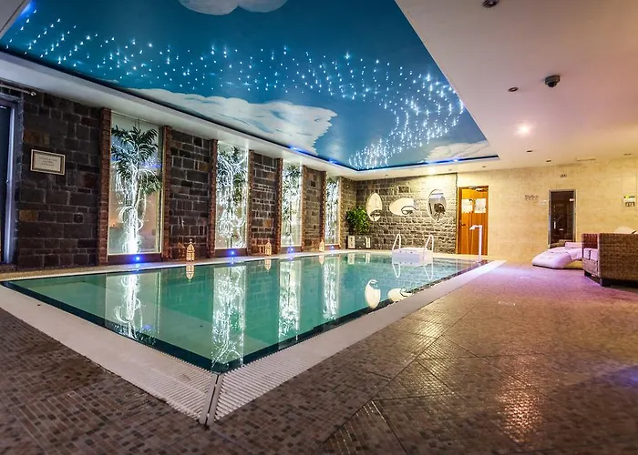 Airport View Hotel And Secret Spa