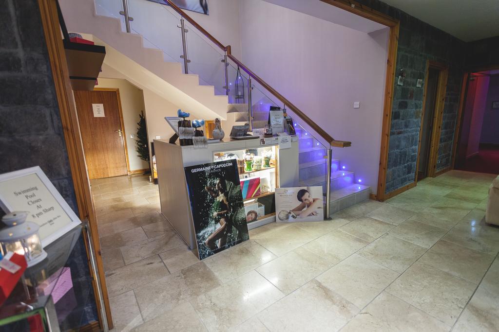 Airport View Hotel And Secret Spa 3* Lusk