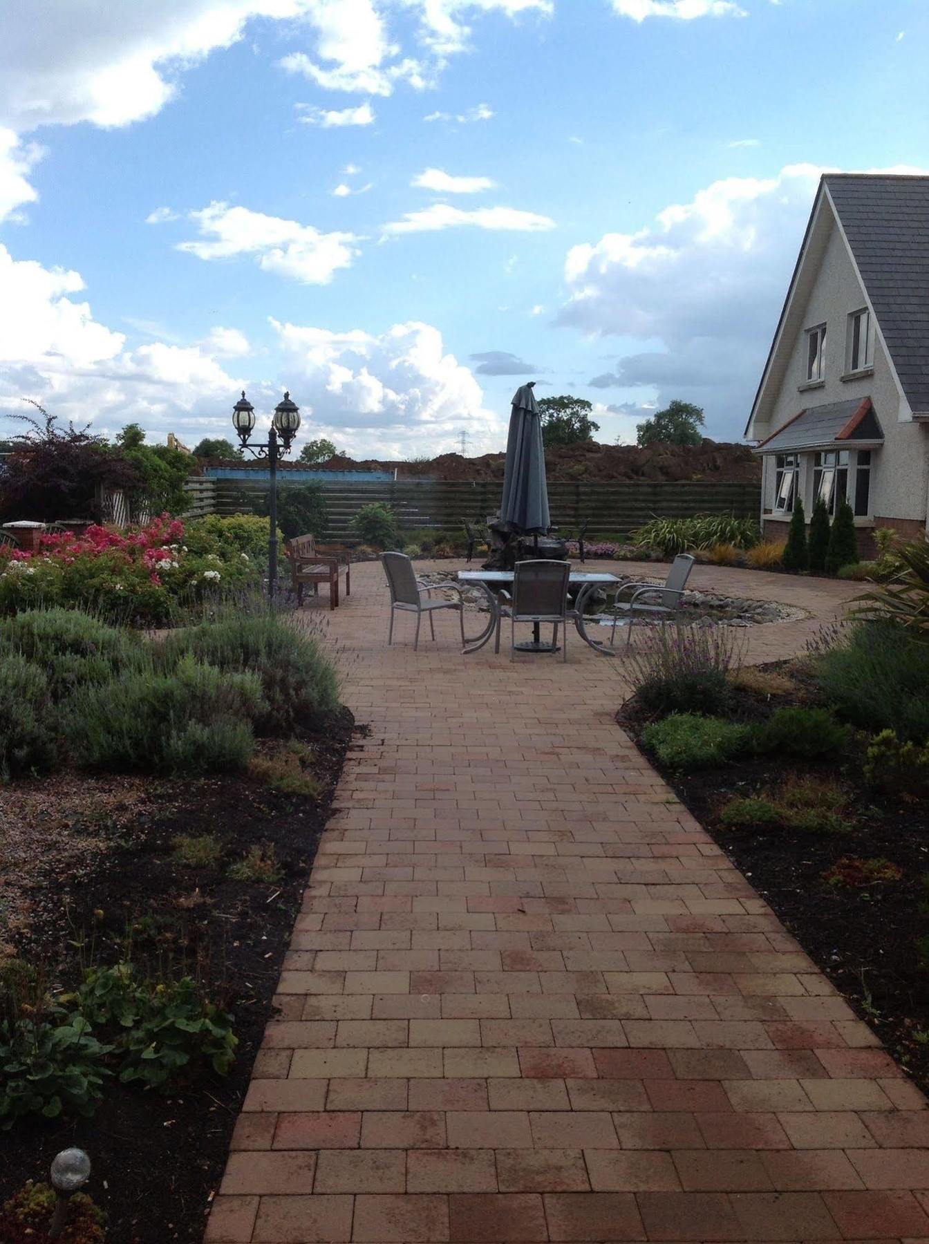 Hotel Airport View Hotel And Secret Spa Lusk